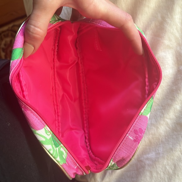 Beauty Bundle Lilly Pulitzer Cosmetic Bag Eye Tarte Brushes Masks Socks Ulta - Picture 12 of 14